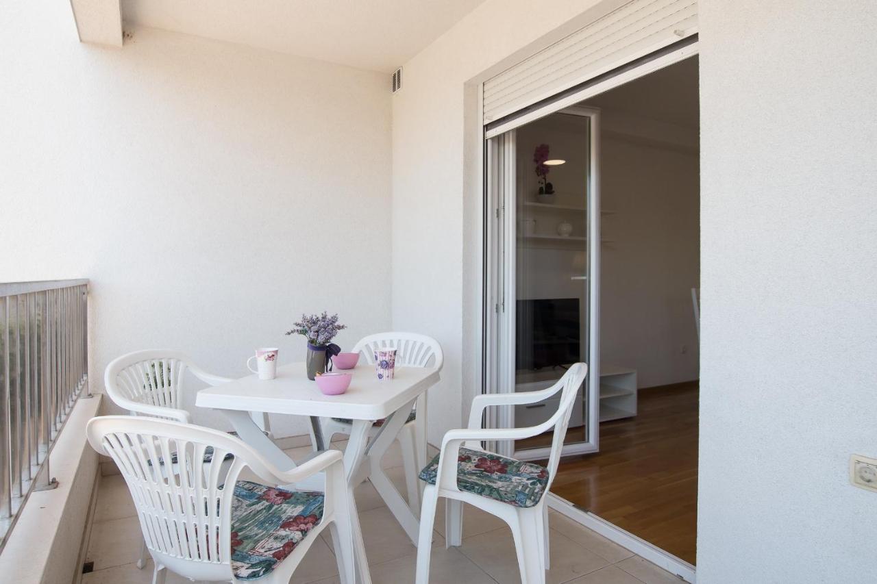 Apartments Mattea Makarska Exterior foto