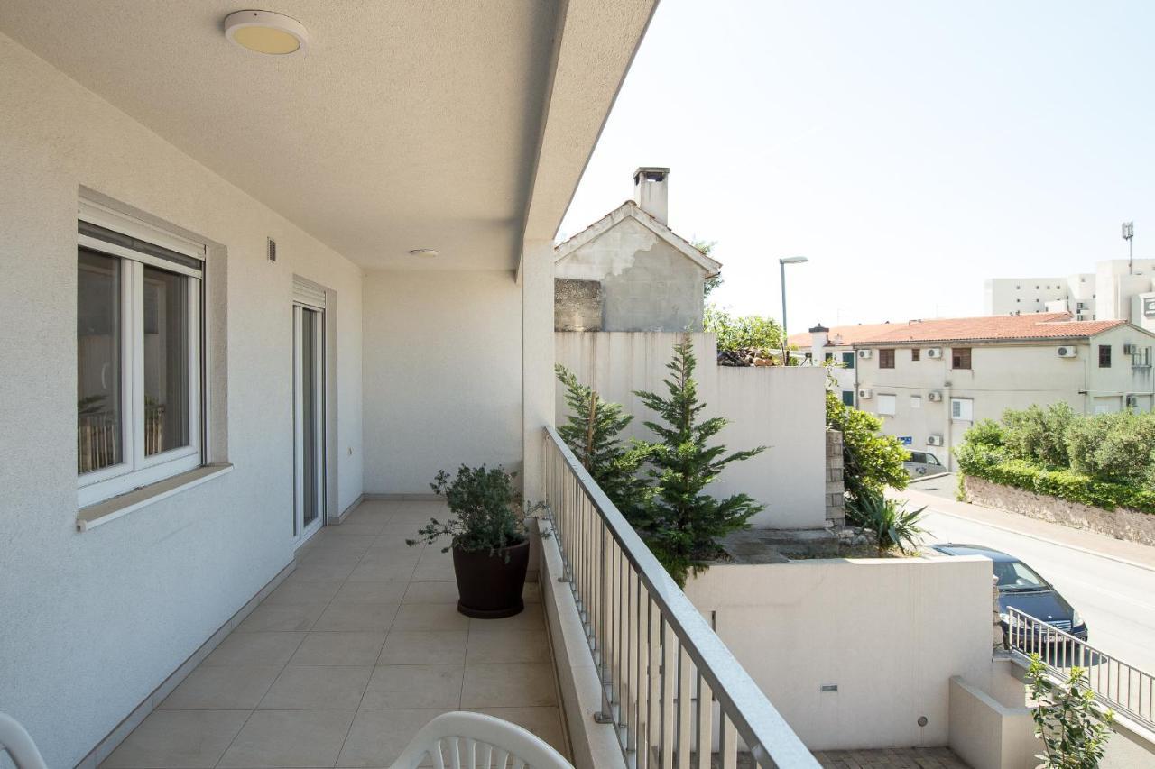Apartments Mattea Makarska Exterior foto